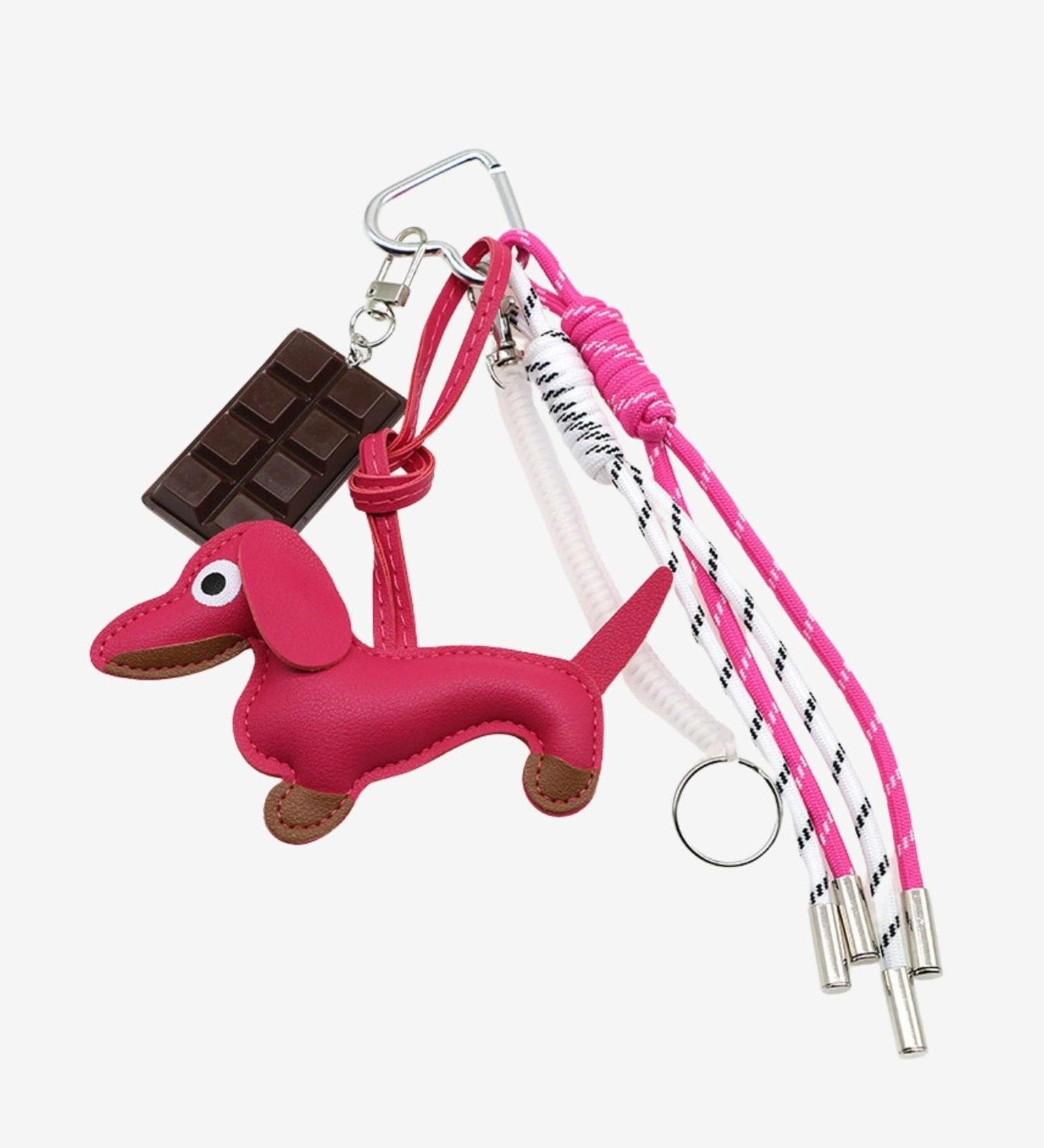Cute Dachshund Leather Bag Charm Keychain – Playful & Stylish Accessory