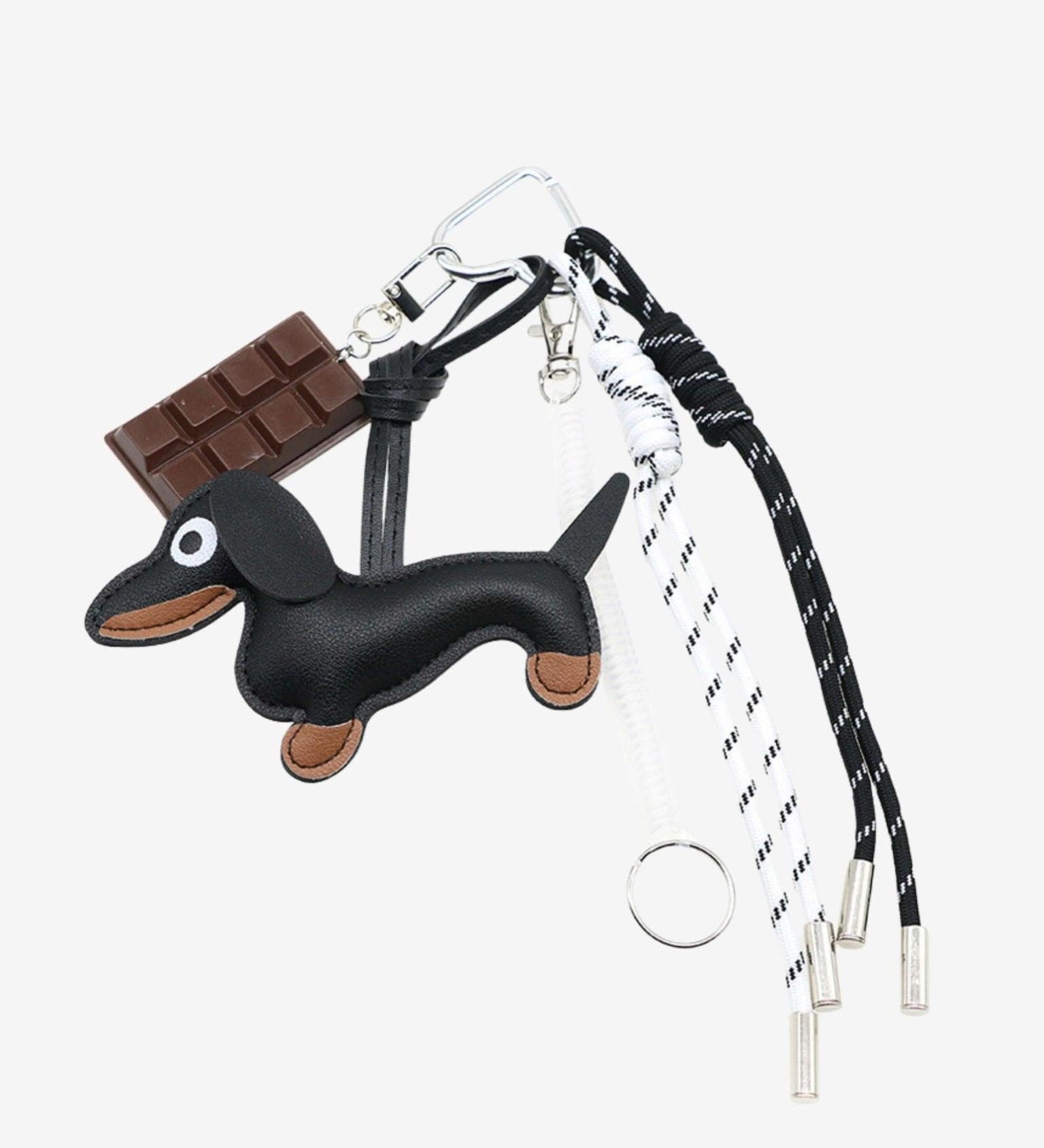 Cute Dachshund Leather Bag Charm Keychain – Playful & Stylish Accessory
