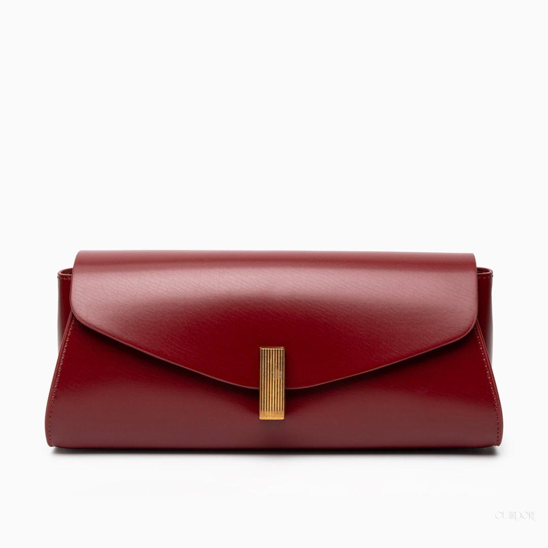 Elegant Leather Envelope Clutch – Minimalist Evening & Occasion Bag