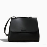 Minimalist Leather Crossbody Bag – Elegant Everyday Shoulder Bag