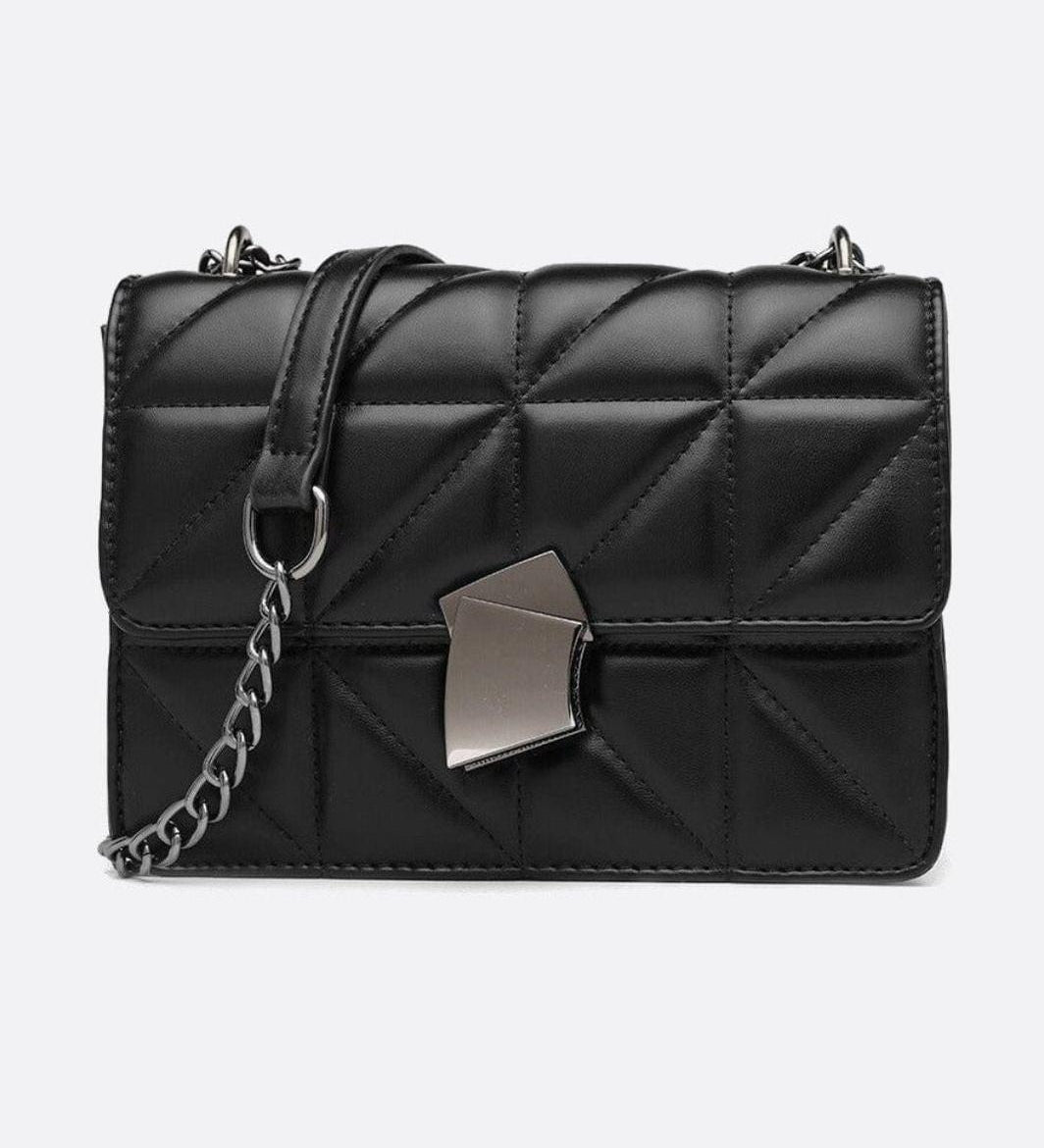 Quilted Crossbody Bag with Geometric Clasp – Modern Elegant Shoulder Bag