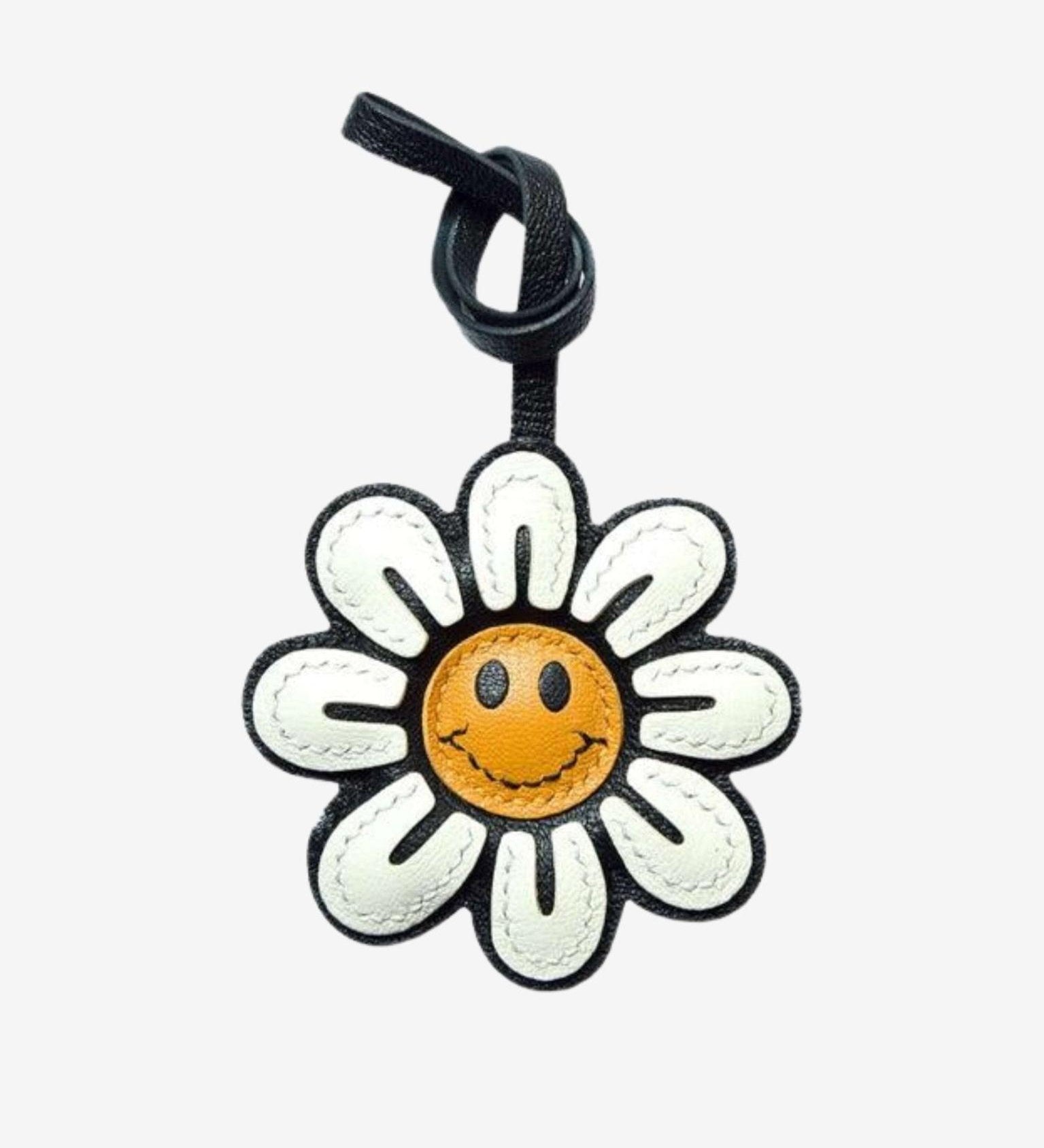 Sylvara Smiley Daisy Leather Bagcharm – Cheerful, Stylish & Fun