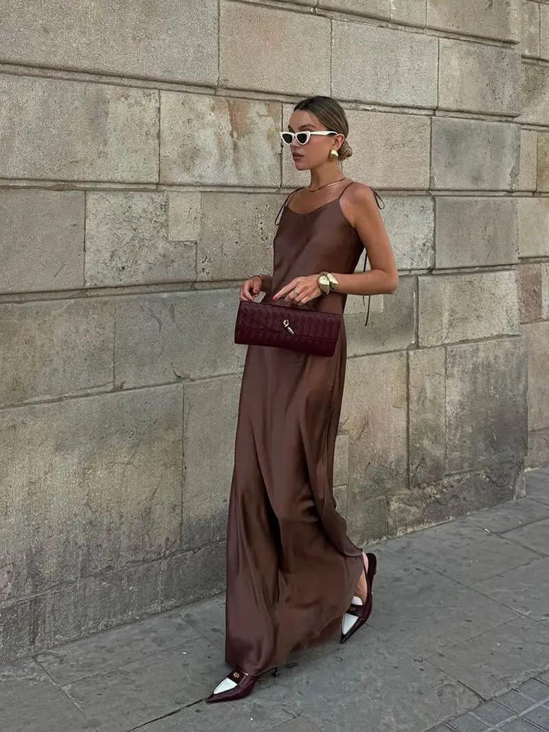 Woven Shoulder Handbag with Gold Lock Detail